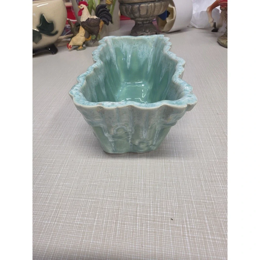 Vintage UPCO USA Ceramic Planter Seafoam Green Drip Glaze Scalloped Trough 825